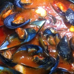 MEJILLONES EN SALSA MARINERA PICANTE