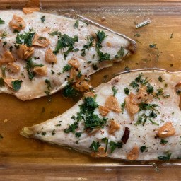 DORADA ASADA AL HORNO CON REFRITO